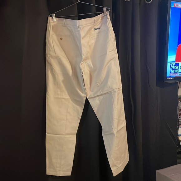 Country club prep men’s khaki Pants size 38 - Picture 2 of 7